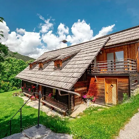 Ferienhaus Napoleonvilla Fuer Kreative Auszeiten