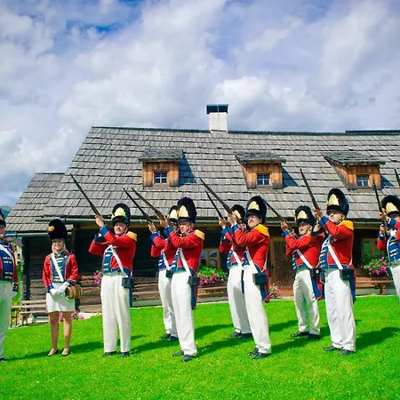 Napoleonvilla Fuer Kreative Auszeiten *