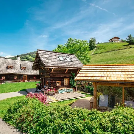 Napoleonvilla Fuer Kreative Auszeiten Rennweg am Katschberg