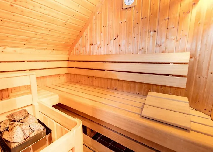 Napoleonvilla Fuer Kreative Auszeiten Rennweg am Katschberg