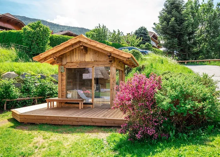 Napoleonvilla Fuer Kreative Auszeiten Tatil Evi *